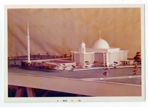 Foto Maket Masjid Istiqlal