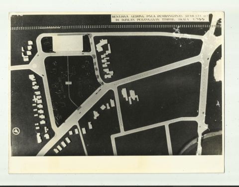 Rentjana Gedung Pola Pembangunan Semesta R.I. di Perseel Gedung Proklamasi Kemerdekaan R.I. Djalan Pegangsaan Timur no.56 Djakarta Skala 1:500