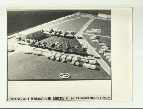 Rentjana Gedung Pola Pembangunan Semesta R.I. di Perseel Gedung Proklamasi Kemerdekaan R.I. Djalan Pegangsaan Timur no.56 Djakarta Skala 1:500