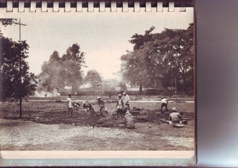 Gedung Pola, 10 Agustus 1962