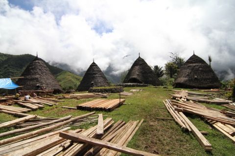 The Construction of The Third Phase