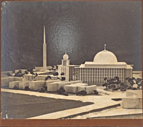 Maket Masjid Istiqlal