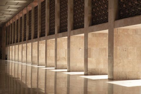 Koridor Masjid Istiqlal