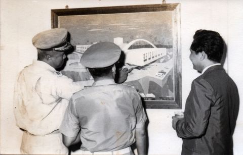 Meninjau Gambar Perspektif Gedung PPS Semen Gresik